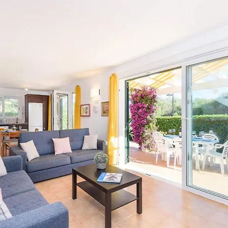 Beatrice By Βίλα *