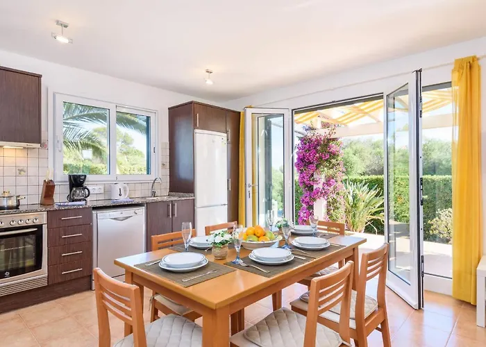 Beatrice By * Binibeca